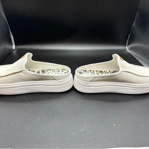 Hey Dude Womens Austin Lift Leather White 9- NWOB - Picture 3 of 6